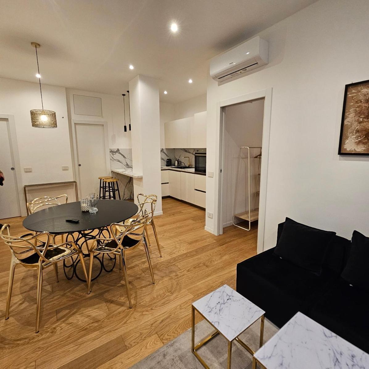 Cozy Apartment Between Sempione, City Life And Mico ! Milano Exterior foto